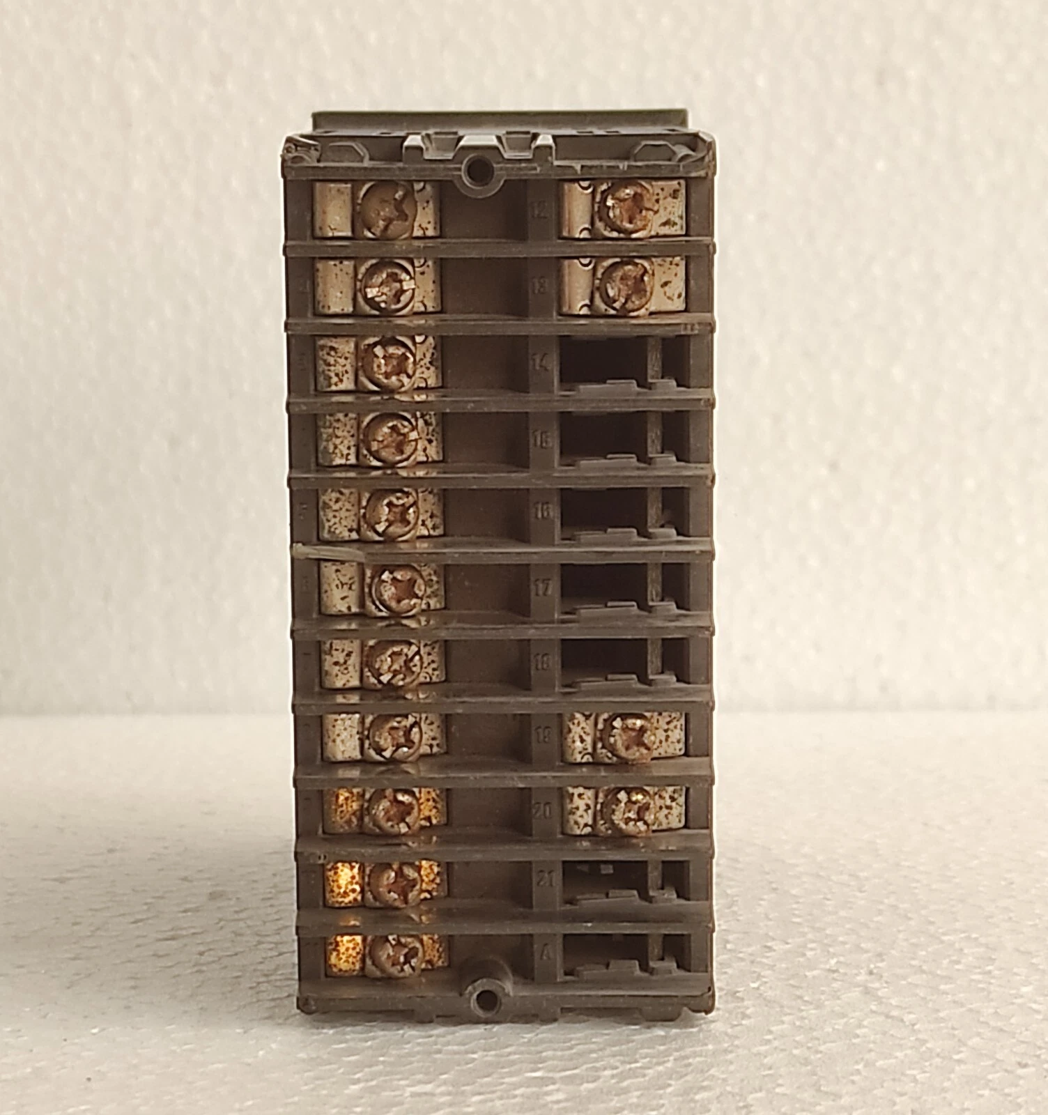 admin/uploads/uploads/RKCF-NNDN-N-N Temperature Controller_1.webp